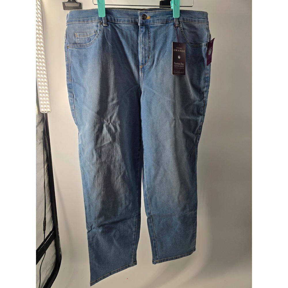Gloria Vanderbilt Amanda Jeans 18W Short Blue Tapered Leg‎ Supreme Stretch New